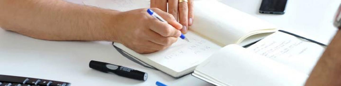 Scholarships for Executive MBA in Creative Leadership